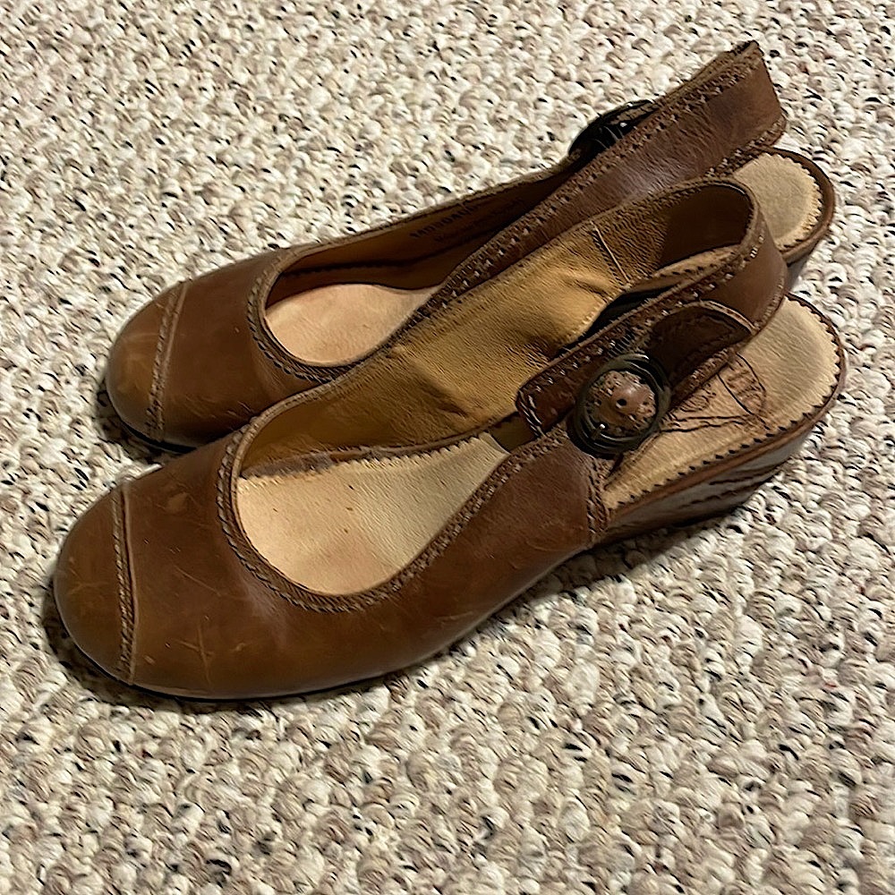 Fly girl tan leather wedge shoes!